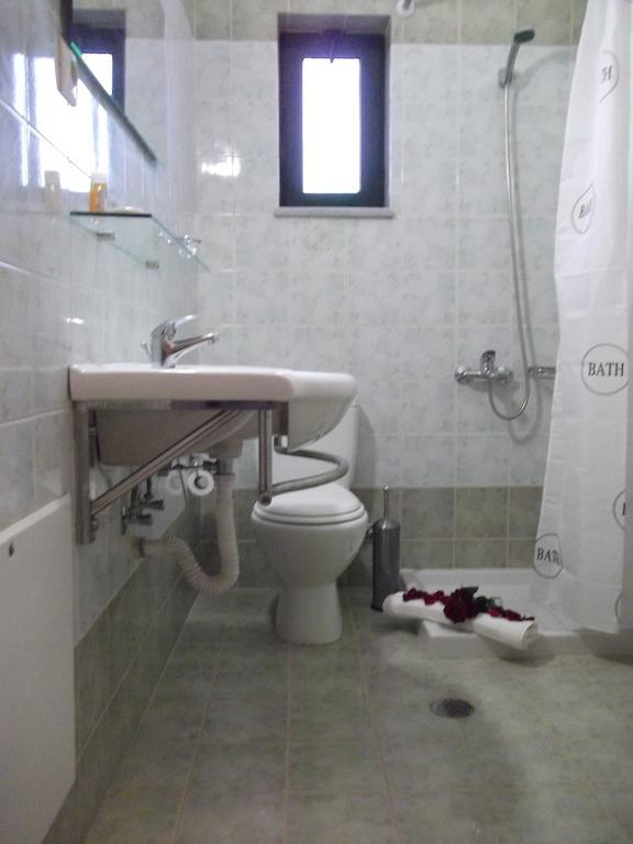 Kritamos Beach Apartments Frangokásztelo Kültér fotó