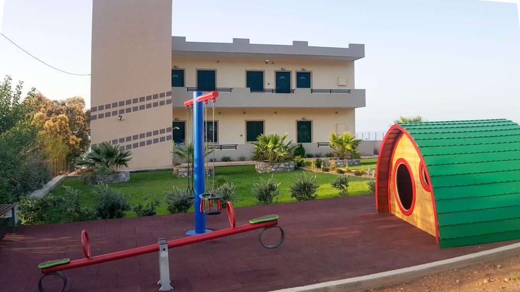 Kritamos Beach Apartments Frangokásztelo Kültér fotó