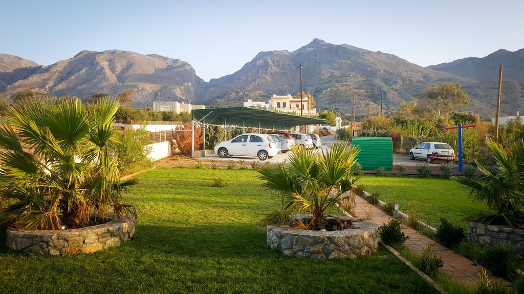 Kritamos Beach Apartments Frangokásztelo Kültér fotó